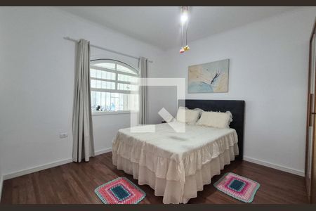 Casa à venda com 193m², 3 quartos e 2 vagasQuarto 2