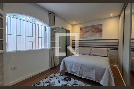 Casa à venda com 193m², 3 quartos e 2 vagasSuíte