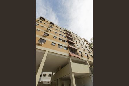 Apartamento para alugar com 82m², 2 quartos e 1 vagaFachada