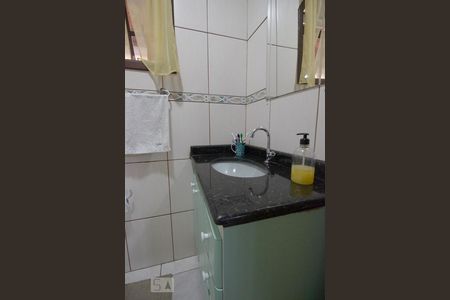 Casa à venda com 256m², 5 quartos e 3 vagas Casa à venda com 256m², 5 quartos e 3 vagasBanheiro 3