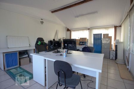 Casa à venda com 256m², 5 quartos e 3 vagas Casa à venda com 256m², 5 quartos e 3 vagasSala de jogos