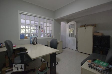 Sala 3 de casa à venda com 5 quartos, 256m² em Conjunto Residencial Butantã, São Paulo