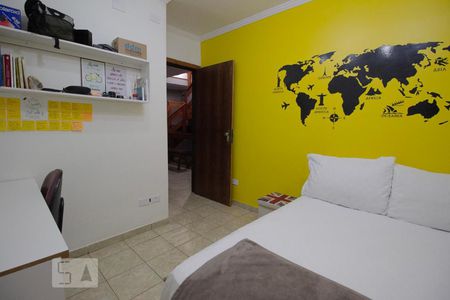 Casa à venda com 256m², 5 quartos e 3 vagas Casa à venda com 256m², 5 quartos e 3 vagasQuarto 2