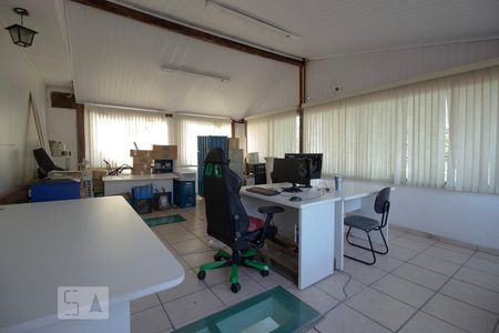 Casa à venda com 256m², 5 quartos e 3 vagas Casa à venda com 256m², 5 quartos e 3 vagasSala de jogos