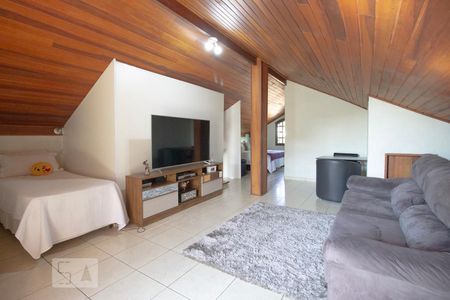 Casa à venda com 256m², 5 quartos e 3 vagas Casa à venda com 256m², 5 quartos e 3 vagasSala 4