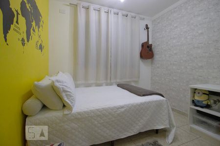 Casa à venda com 256m², 5 quartos e 3 vagas Casa à venda com 256m², 5 quartos e 3 vagasQuarto 2
