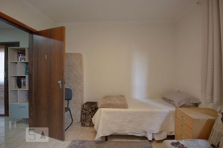 Casa à venda com 256m², 5 quartos e 3 vagas Casa à venda com 256m², 5 quartos e 3 vagasQuarto 3