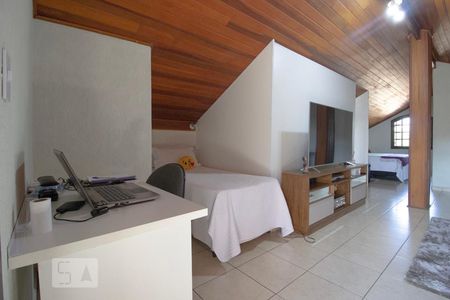 Casa à venda com 256m², 5 quartos e 3 vagas Casa à venda com 256m², 5 quartos e 3 vagasSala 4