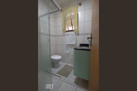 Casa à venda com 256m², 5 quartos e 3 vagas Casa à venda com 256m², 5 quartos e 3 vagasBanheiro 3