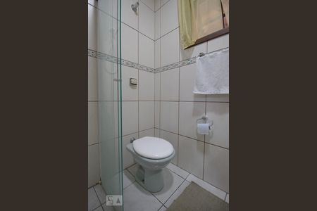 Casa à venda com 256m², 5 quartos e 3 vagas Casa à venda com 256m², 5 quartos e 3 vagasBanheiro 3