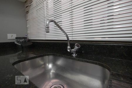 Casa à venda com 256m², 5 quartos e 3 vagas Casa à venda com 256m², 5 quartos e 3 vagasDetalhe Cozinha