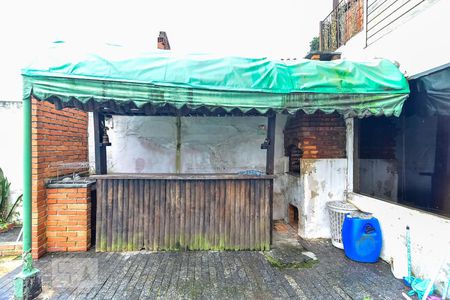 Casa à venda com 300m², 4 quartos e 4 vagasChurrasqueira