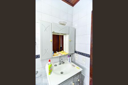 Casa à venda com 300m², 4 quartos e 4 vagasBanheiro Social