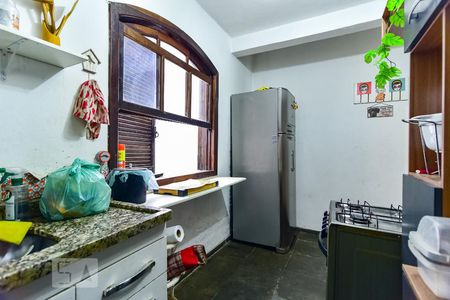 Casa à venda com 300m², 4 quartos e 4 vagasCozinha 2