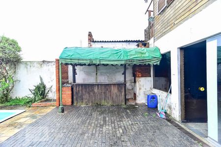 Casa à venda com 300m², 4 quartos e 4 vagasChurrasqueira