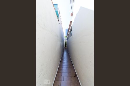 Casa para alugar com 60m², 1 quarto e sem vaga Casa para alugar com 60m², 1 quarto e sem vagaEntrada