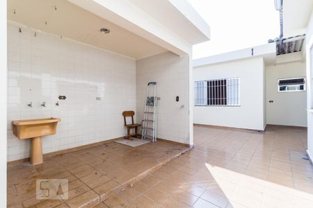 Casa para alugar com 60m², 1 quarto e sem vaga Casa para alugar com 60m², 1 quarto e sem vagaÁrea de Serviço