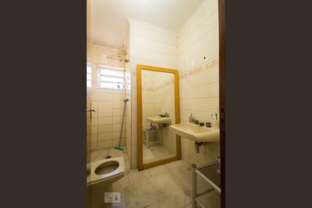 Casa à venda com 160m², 3 quartos e 4 vagasBanheiro