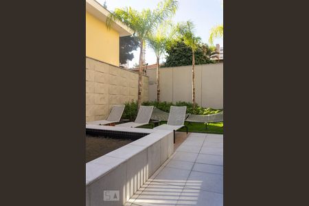 Studio à venda com 22m², 1 quarto e sem vagaÁrea comum - Piscina