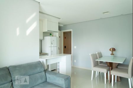 Sala de apartamento para alugar com 1 quarto, 45m² em Vila Gomes Cardim, São Paulo