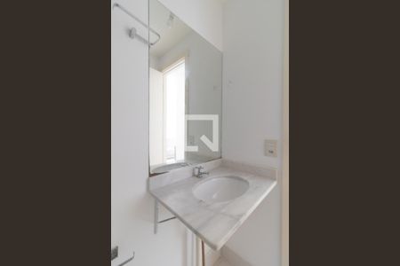 Apartamento para alugar com 66m², 3 quartos e 1 vaga Apartamento para alugar com 66m², 3 quartos e 1 vagaBanheiro Corredor