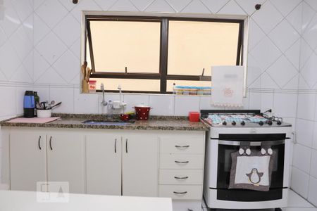Apartamento à venda com 88m², 3 quartos e 2 vagasCozinha