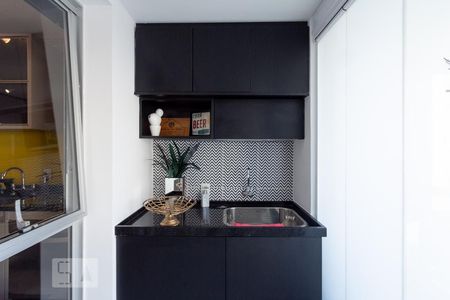 Apartamento para alugar com 37m², 1 quarto e 1 vagavaranda