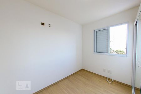 Quarto 1  de apartamento para alugar com 2 quartos, 58m² em Jardim Flor da Montanha, Guarulhos