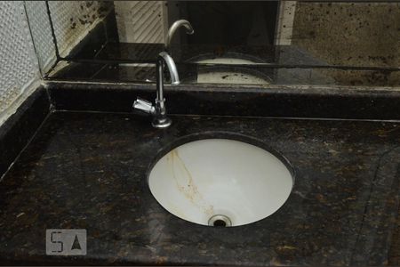 Apartamento à venda com 120m², 3 quartos e sem vagaBanheiro