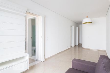 Apartamento à venda com 67m², 2 quartos e 1 vagaSala