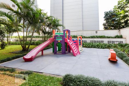 Apartamento à venda com 67m², 2 quartos e 1 vagaÁrea comum - Playground