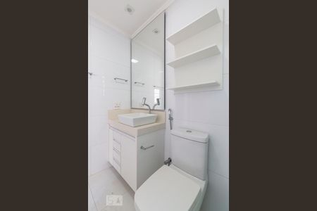 Apartamento à venda com 67m², 2 quartos e 1 vagaBanheiro da Suíte 2