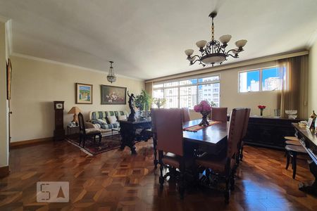 Sala de apartamento à venda com 3 quartos, 200m² em Aclimação, São Paulo