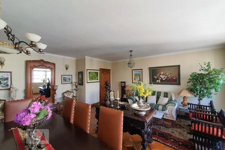 Sala de apartamento à venda com 3 quartos, 200m² em Aclimação, São Paulo