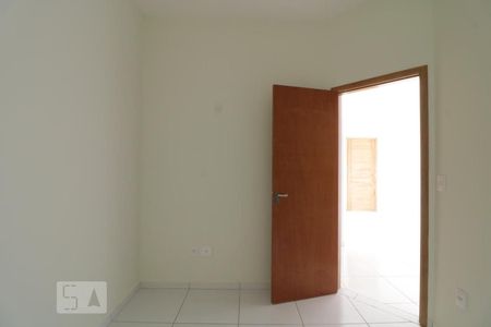 Quarto 1 de casa de condomínio para alugar com 2 quartos, 35m² em Vila Esperança, São Paulo