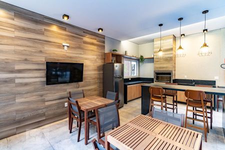 Apartamento para alugar com 50m², 2 quartos e 2 vagas Apartamento para alugar com 50m², 2 quartos e 2 vagasÁrea comum - Churrasqueira