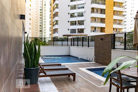 Apartamento para alugar com 50m², 2 quartos e 2 vagas Apartamento para alugar com 50m², 2 quartos e 2 vagasÁrea comum - Piscina