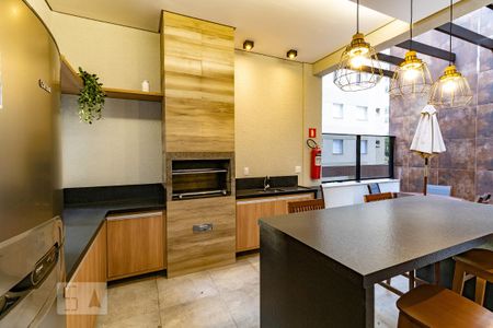 Apartamento para alugar com 50m², 2 quartos e 2 vagas Apartamento para alugar com 50m², 2 quartos e 2 vagasÁrea comum - Churrasqueira