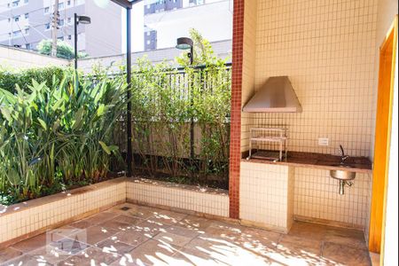 Apartamento à venda com 207m², 4 quartos e 4 vagasChurrasqueira