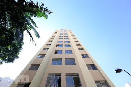 Apartamento à venda com 34m², 1 quarto e 1 vagaFachada do Prédio