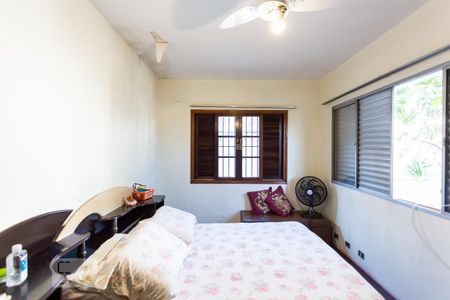 Quarto de casa à venda com 2 quartos, 400m² em Jardim Peri Peri, São Paulo