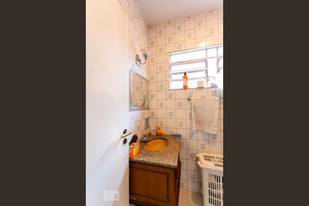 Casa à venda com 400m², 2 quartos e 5 vagasBanheiro