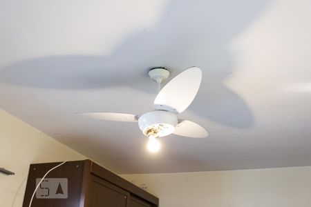 Casa à venda com 400m², 2 quartos e 5 vagasDetalhe