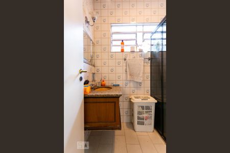 Casa à venda com 400m², 2 quartos e 5 vagasBanheiro