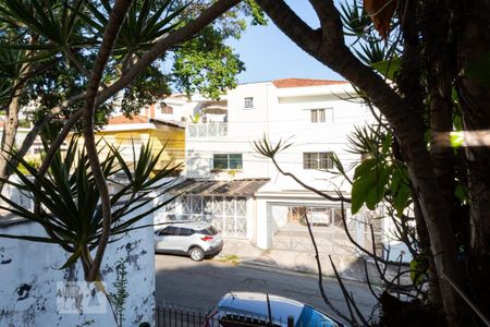 Casa à venda com 400m², 2 quartos e 5 vagasVista