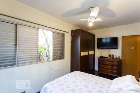 Casa à venda com 400m², 2 quartos e 5 vagasQuarto