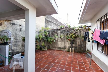 Casa à venda com 400m², 2 quartos e 5 vagasQuintal