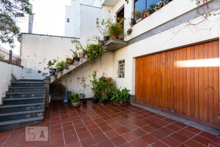 Casa à venda com 400m², 2 quartos e 5 vagasGaragem