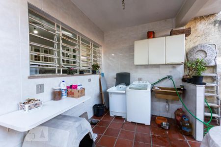 Casa à venda com 400m², 2 quartos e 5 vagasÁrea de Serviço