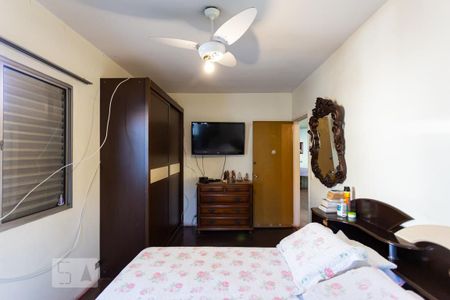 Casa à venda com 400m², 2 quartos e 5 vagasQuarto